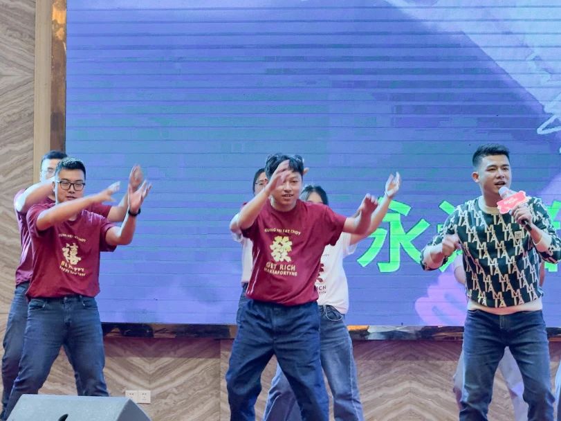 拓路前行·領跑未來 | 集團2023年度總結會暨2024迎新晚會圓滿結束！(圖30)