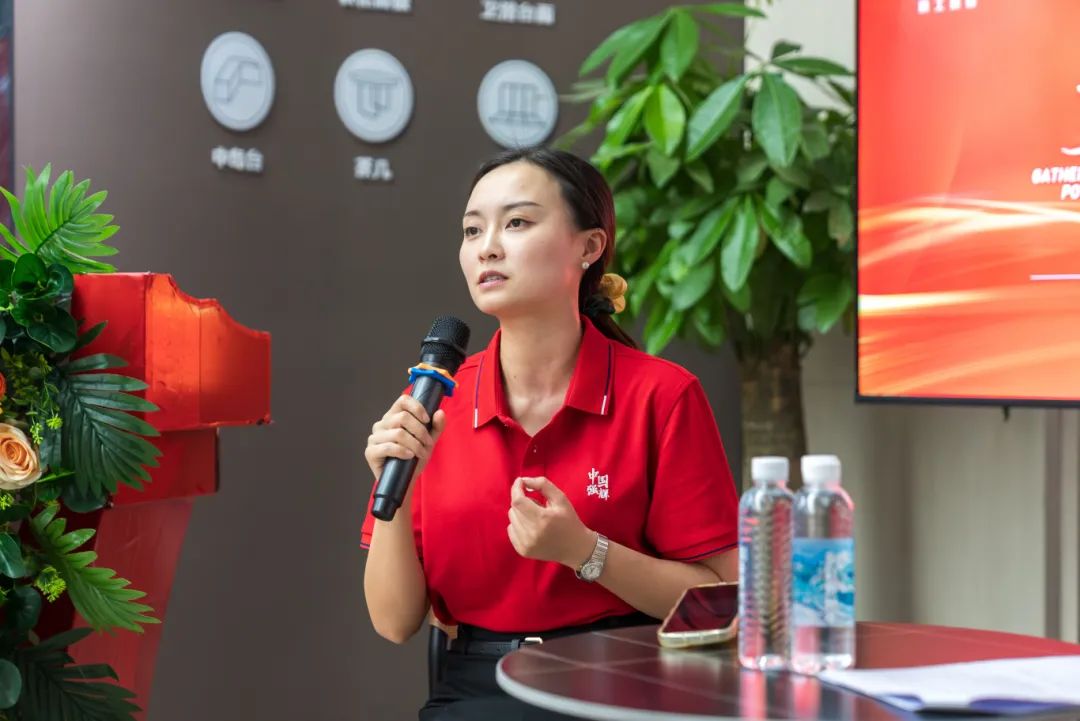 聚勢(shì)共鑒?標(biāo)桿領(lǐng)航 | 強(qiáng)輝2025區(qū)域培訓(xùn)峰會(huì)暨美學(xué)賦能行動(dòng)貴陽站順利結(jié)束！(圖15)